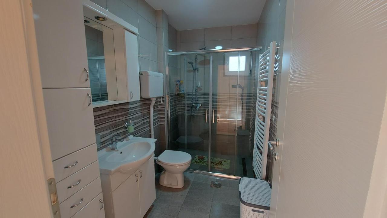 Exclusive Apartman Paraćin Kültér fotó
