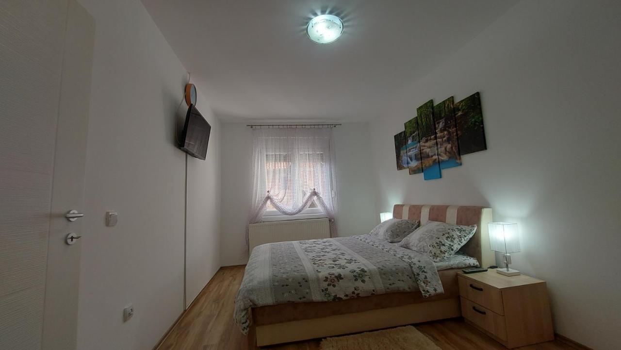 Exclusive Apartman Paraćin Kültér fotó