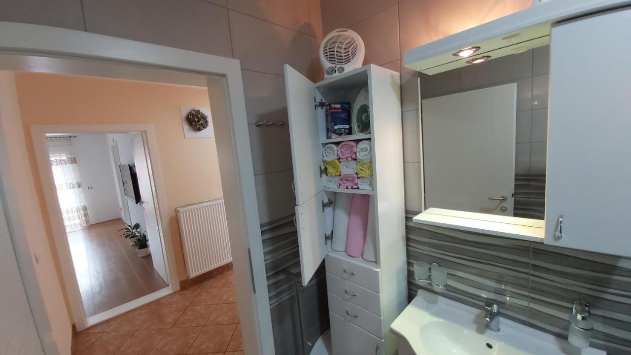 Exclusive Apartman Paraćin Kültér fotó